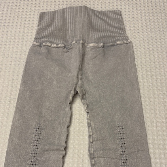 New! FREE PEOPLE Movement XS/S High-Rise 7/8 Length GOOD KARMA Leggings - Picture 10 of 16